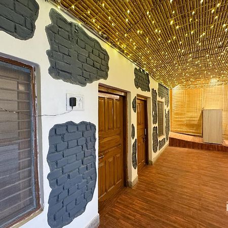Hotel The Leisure Cave On The Ganges Rishīkesh Exterior foto