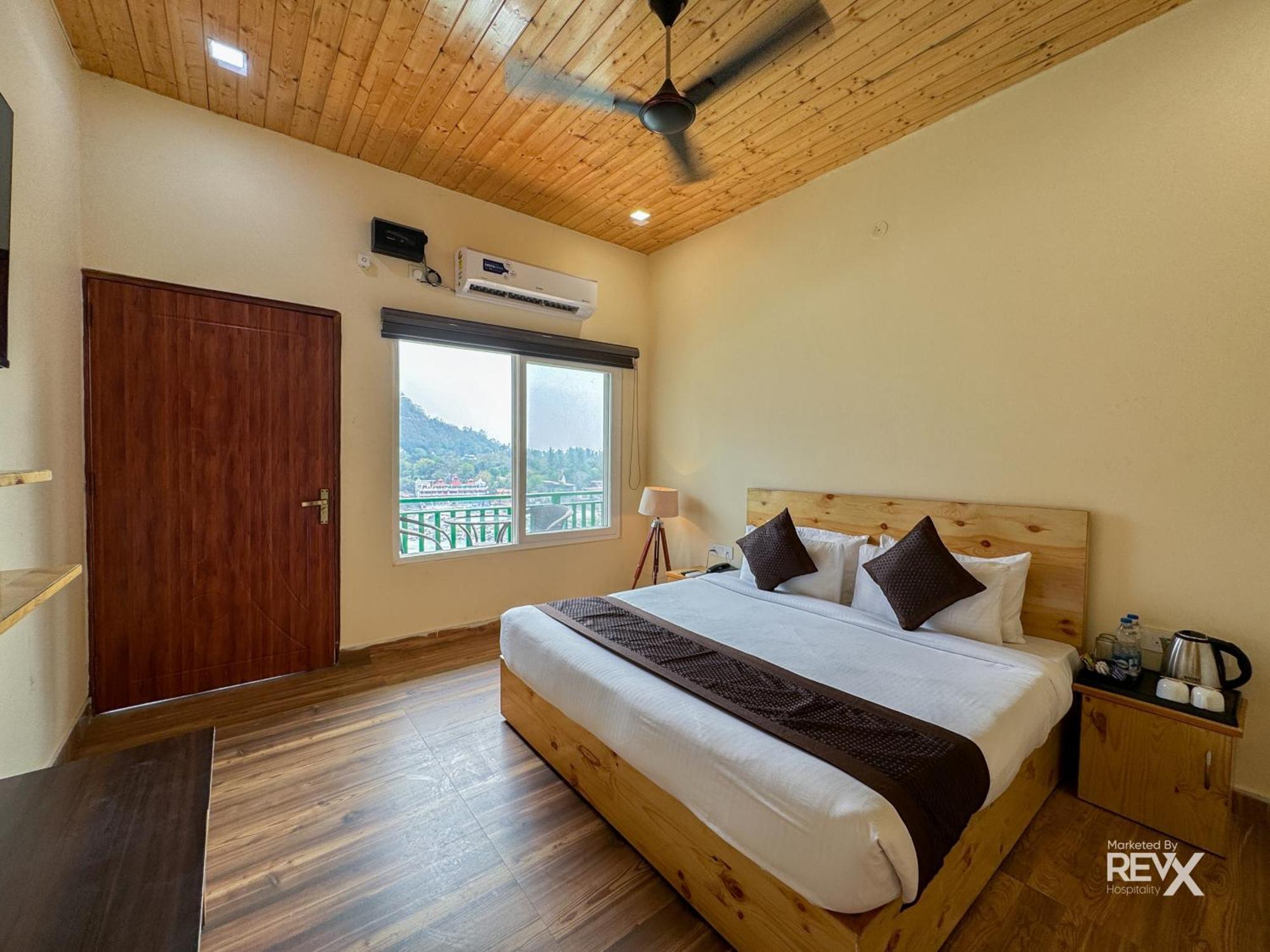 Hotel The Leisure Cave On The Ganges Rishīkesh Exterior foto