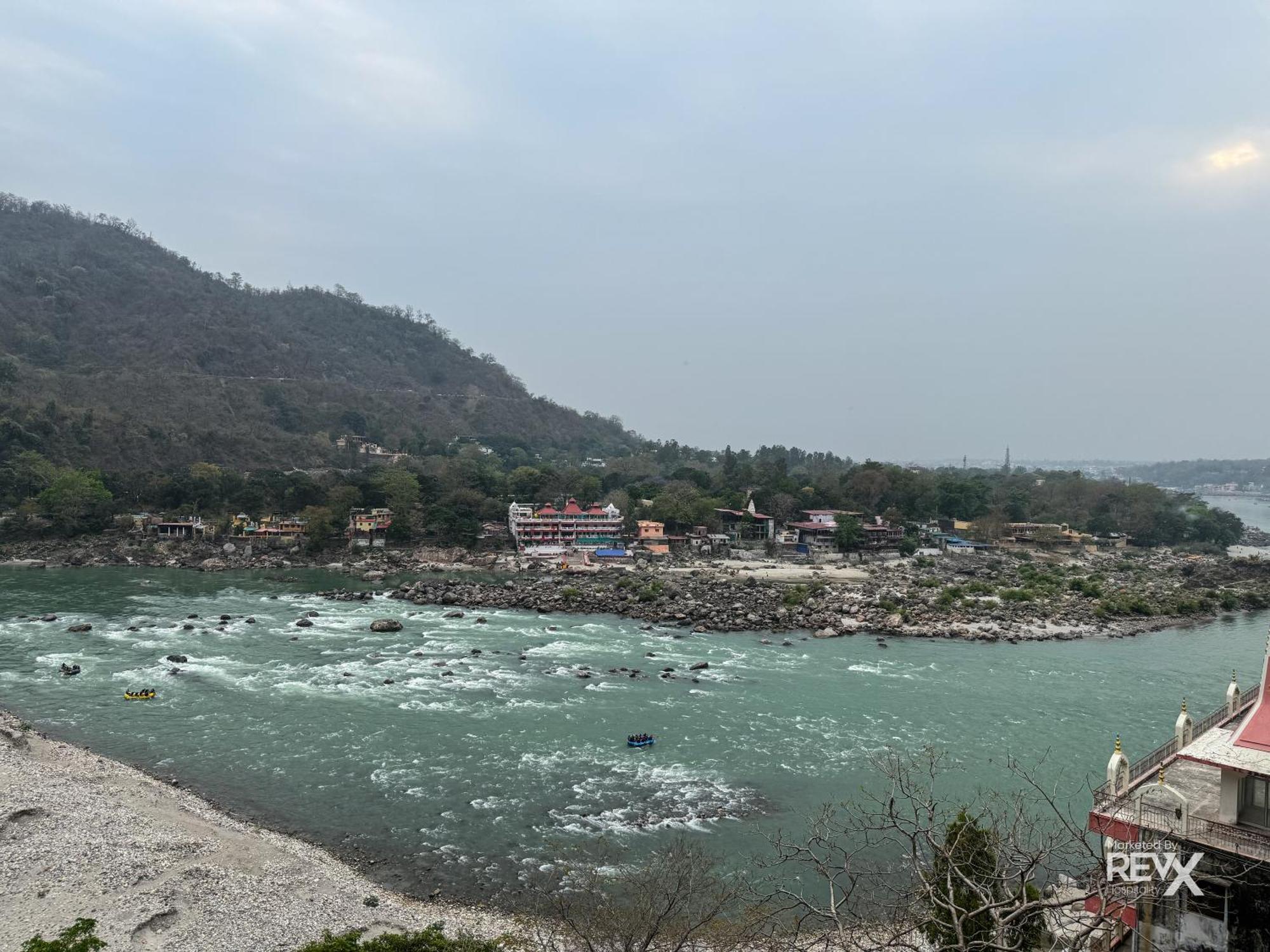 Hotel The Leisure Cave On The Ganges Rishīkesh Exterior foto