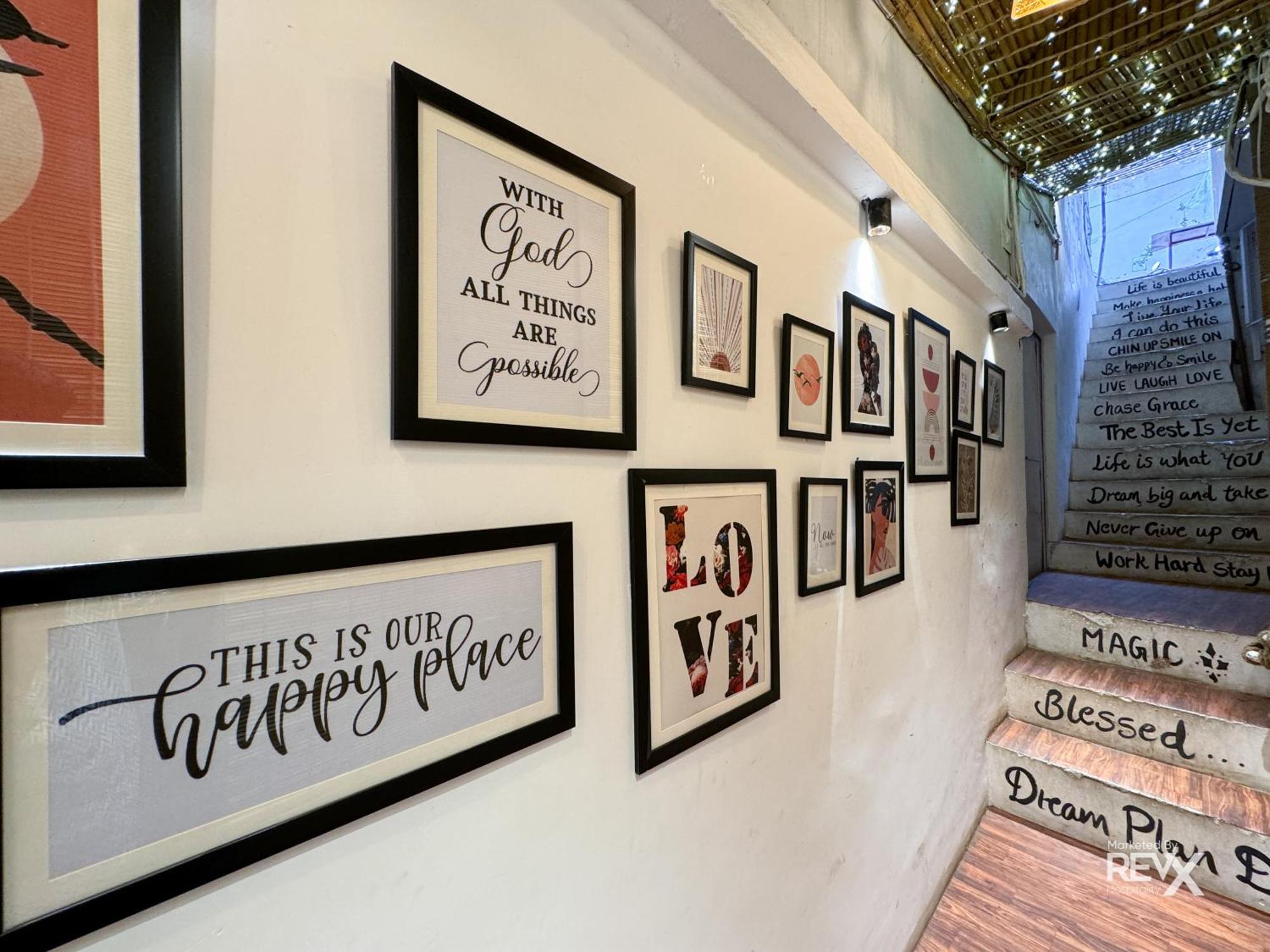 Hotel The Leisure Cave On The Ganges Rishīkesh Exterior foto
