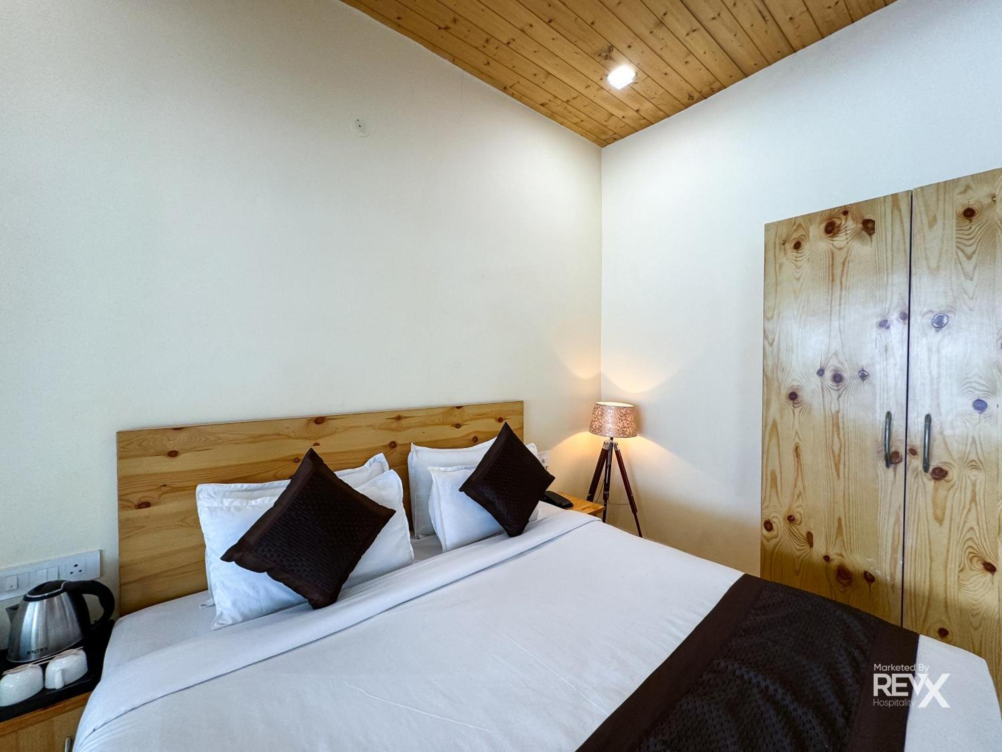 Hotel The Leisure Cave On The Ganges Rishīkesh Exterior foto