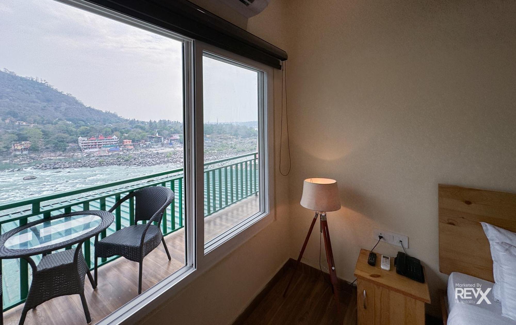 Hotel The Leisure Cave On The Ganges Rishīkesh Exterior foto