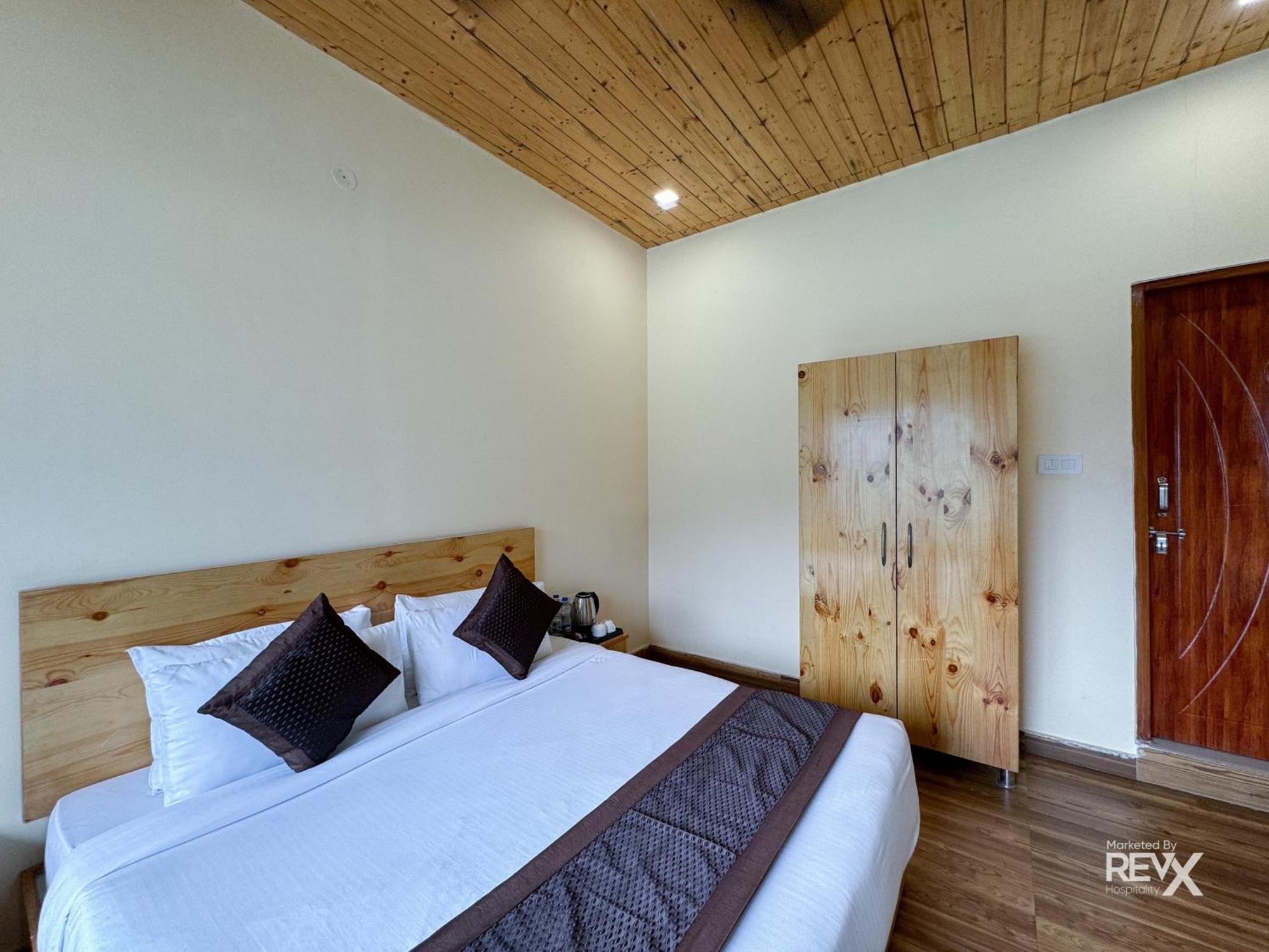 Hotel The Leisure Cave On The Ganges Rishīkesh Exterior foto