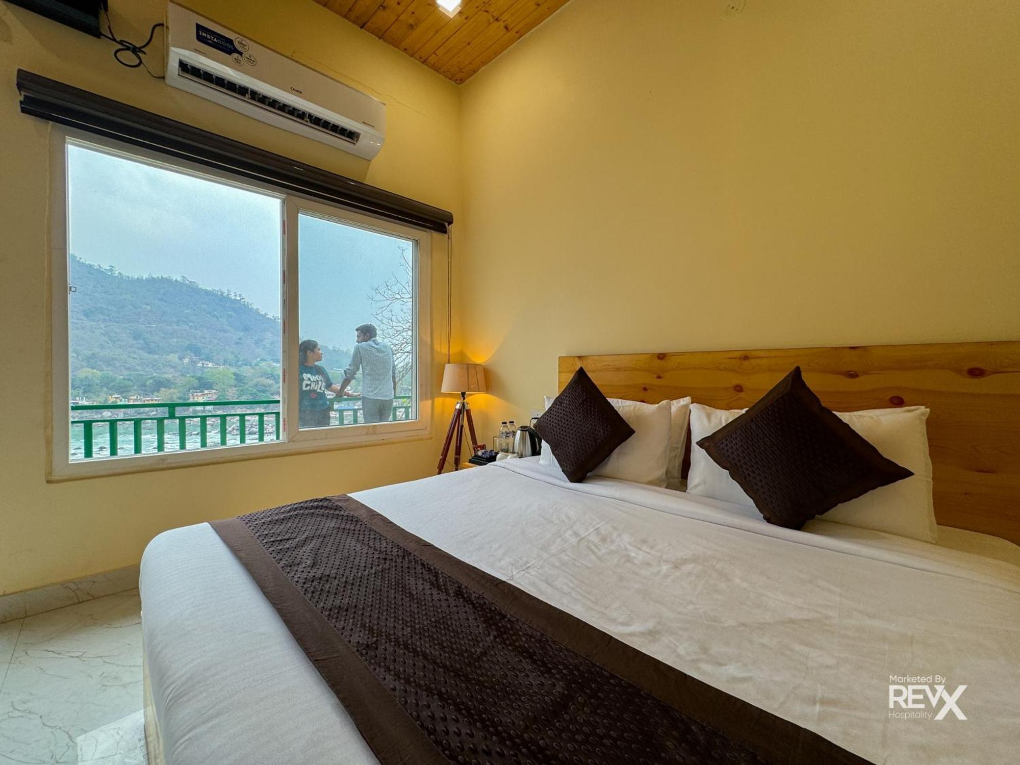 Hotel The Leisure Cave On The Ganges Rishīkesh Exterior foto