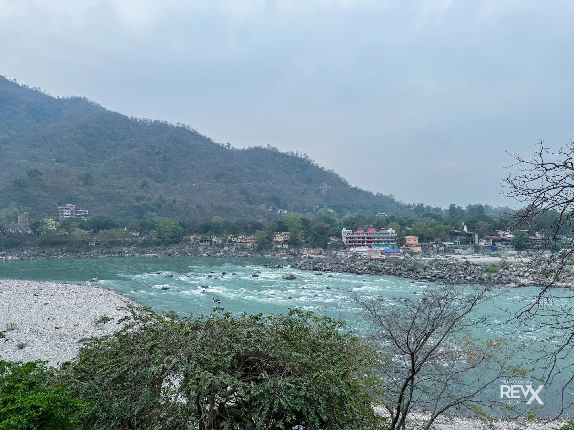 Hotel The Leisure Cave On The Ganges Rishīkesh Exterior foto